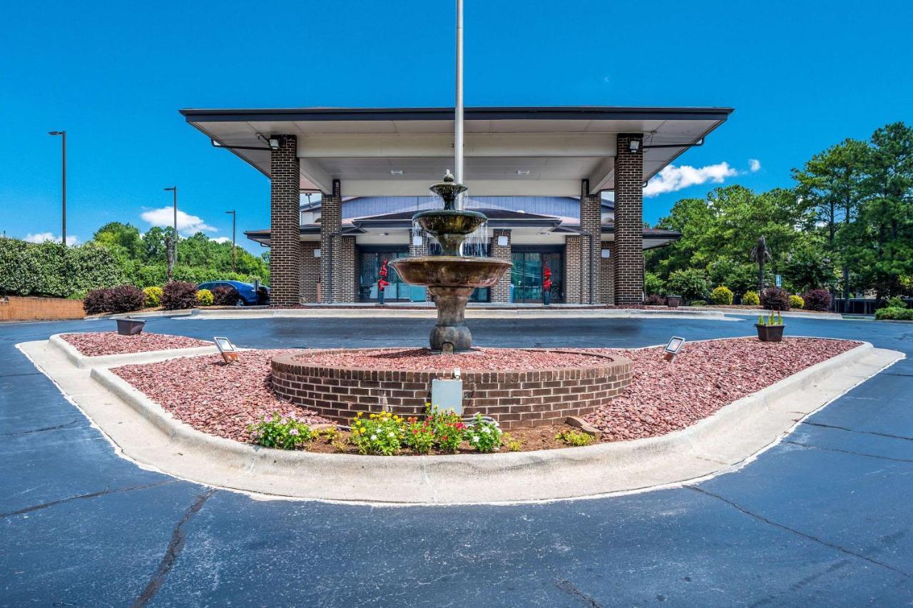 Econo Lodge Inn & Suites University Huntsville Εξωτερικό φωτογραφία