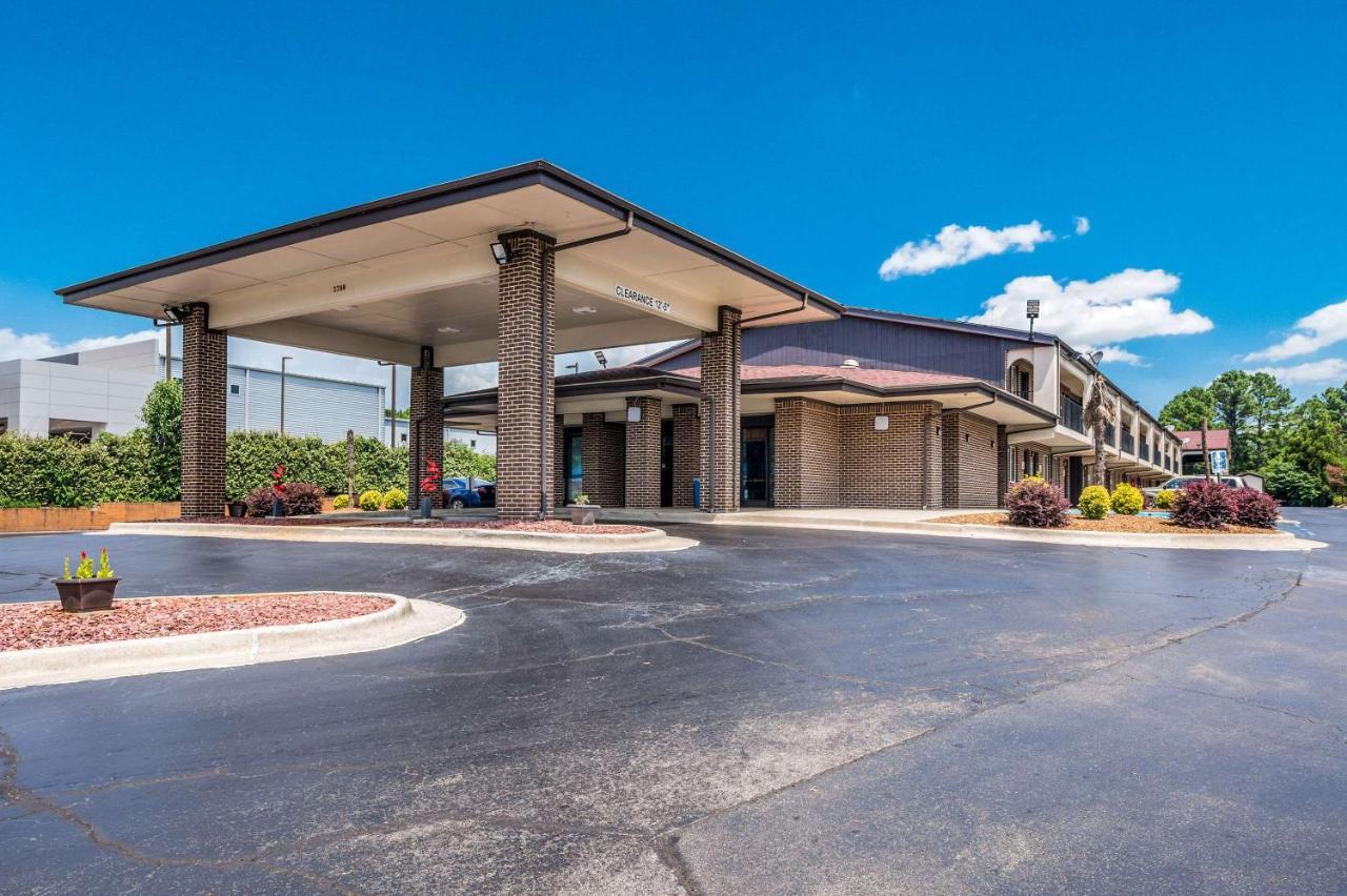 Econo Lodge Inn & Suites University Huntsville Εξωτερικό φωτογραφία