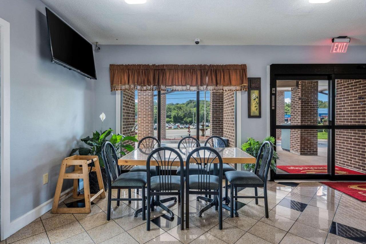 Econo Lodge Inn & Suites University Huntsville Εξωτερικό φωτογραφία